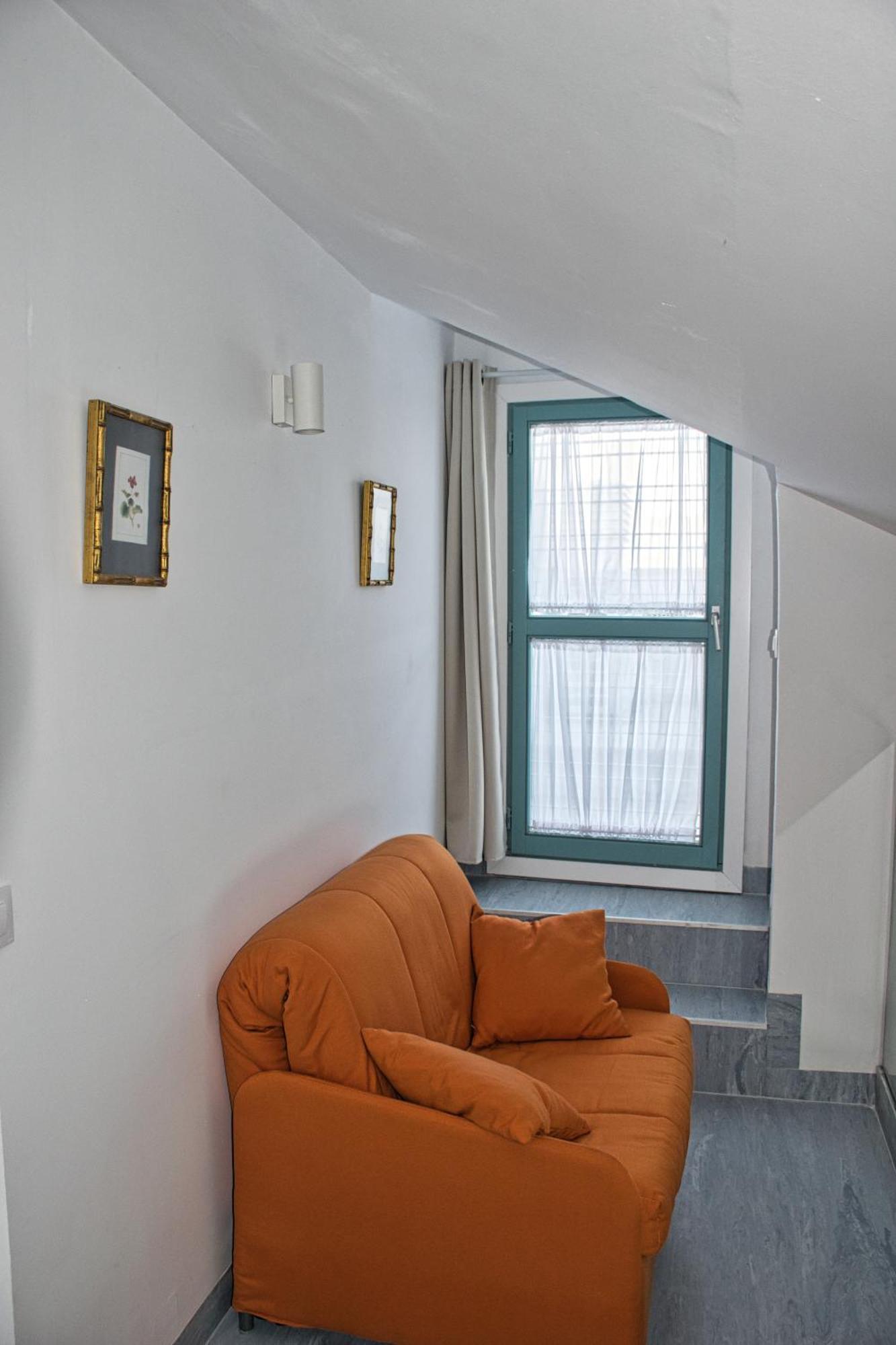 Covadonga 9 Apartments - Triana Sevilla Rom bilde